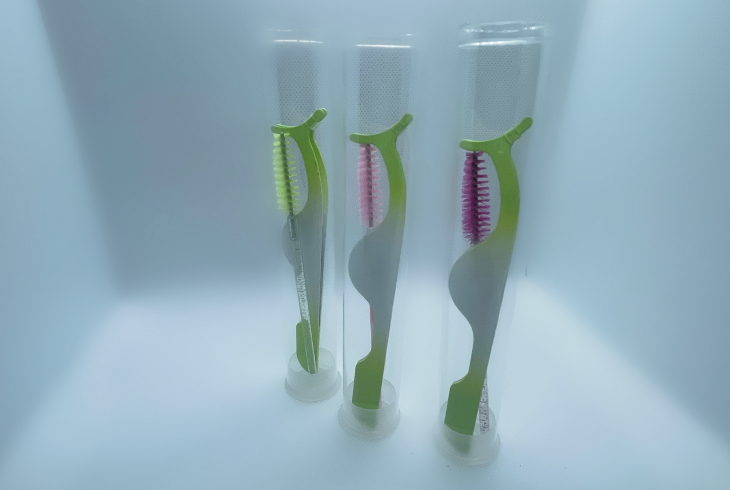 LASH APPLICATORS