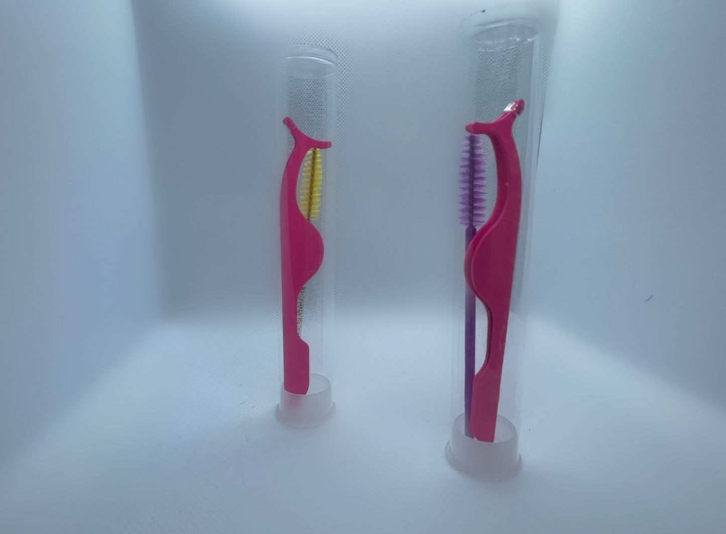 LASH APPLICATORS